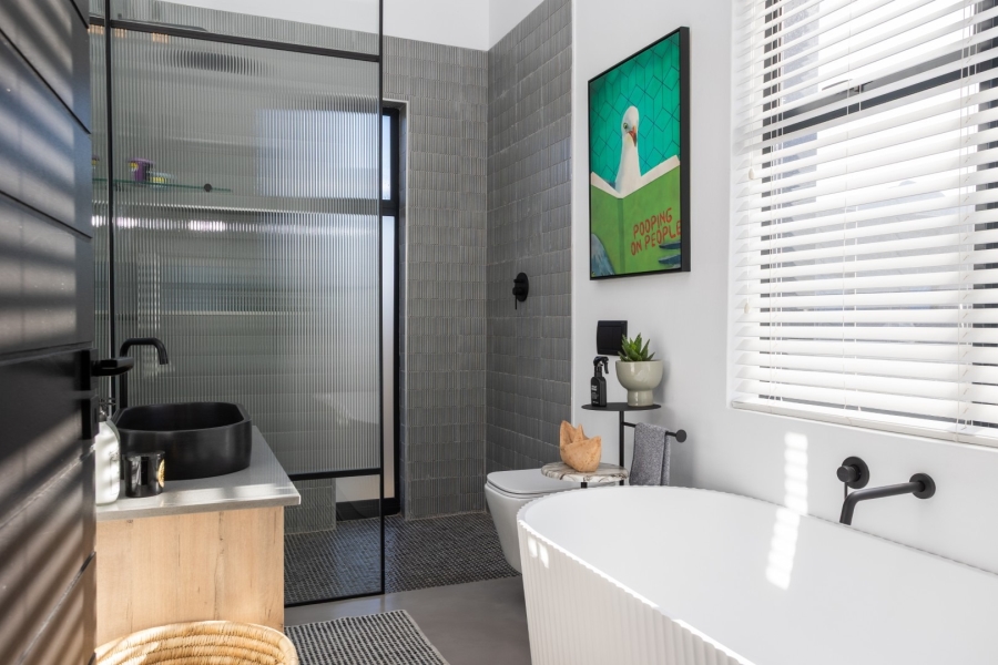 3 Bedroom Property for Sale in Lemoenkloof Western Cape